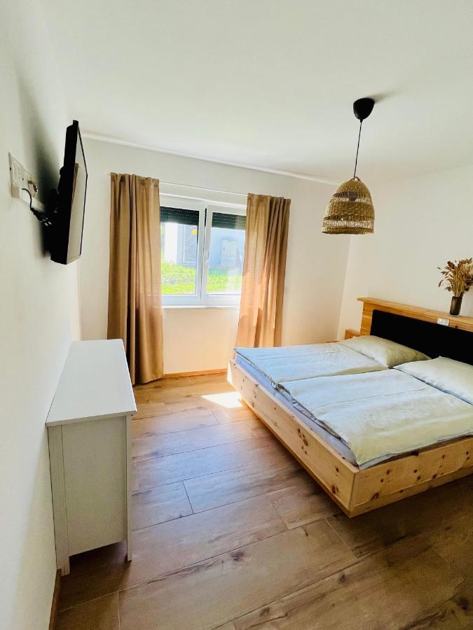 Reizender Bungalow - Mit 120Qm - In Ruhiger Lage Хермагор Экстерьер фото